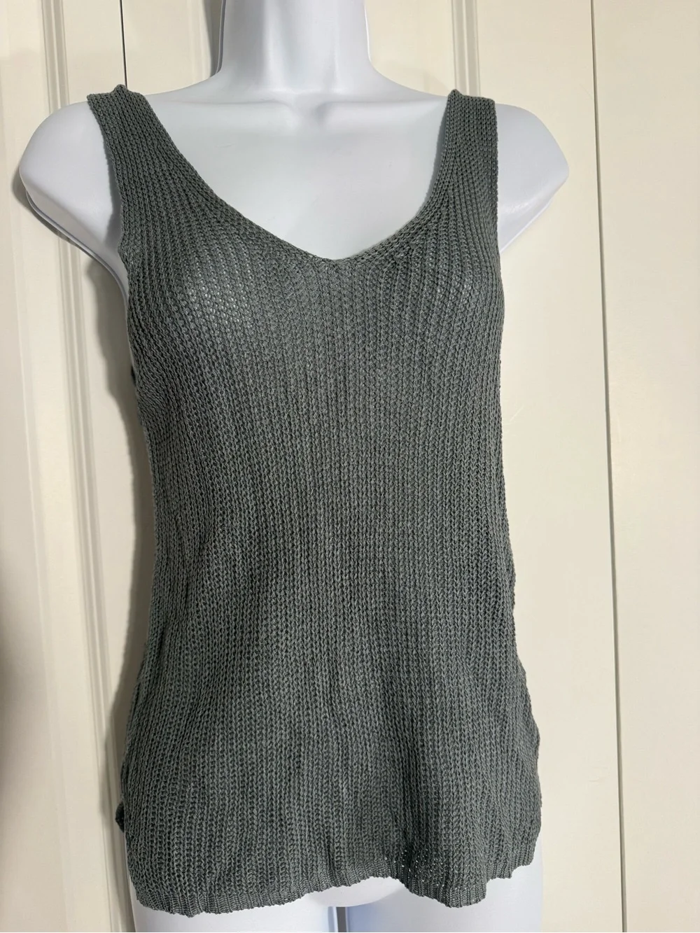 mittoshop Gray Knit V-Neck Tank Top